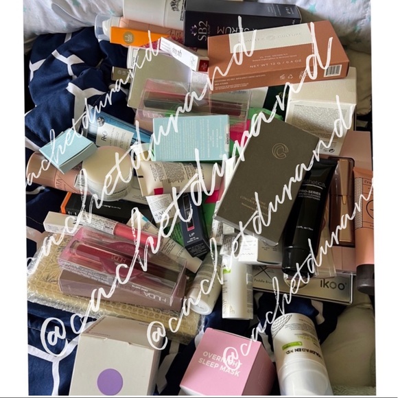 NEW Largest & Highest Rated Bundle of Luxury & High-End Cosmetics & Skincare NEW - Picture 15 of 17